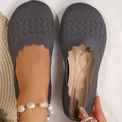 KIYARA | ELEGANT SLIP-ONS