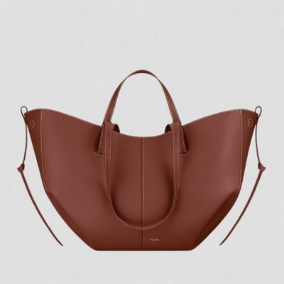 Lisa | Sleek Everyday Bag with Chic Side Ruching