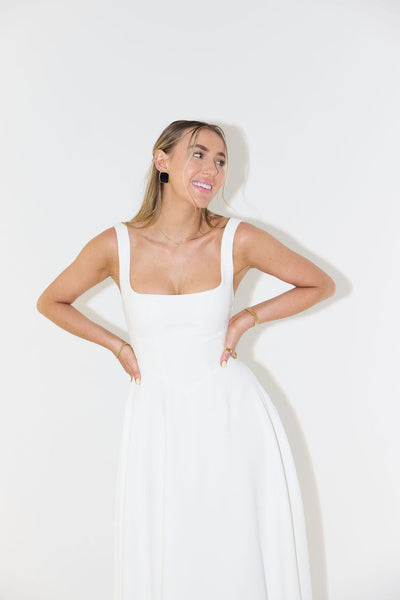 Yade | High-Waisted Midi Dress