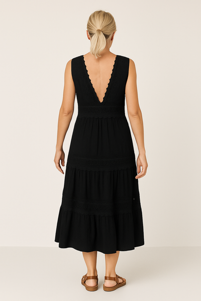 Emily | Sleeveless Midi Dress with Elegant Lace Details